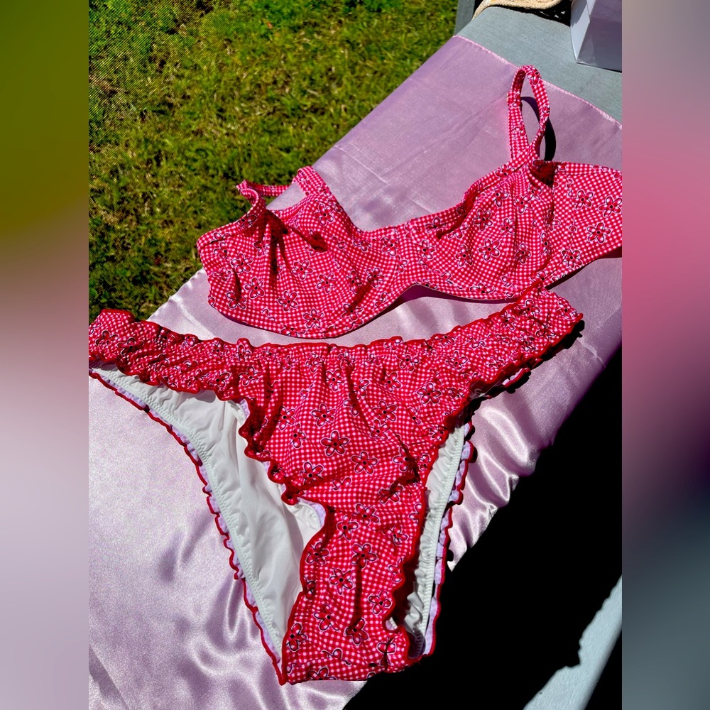 Victoria’s Secret Bikini Set